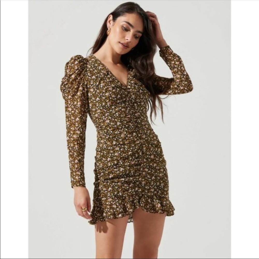 ASTR The Label Long Sleeve Ruched Center Dress XS NEW